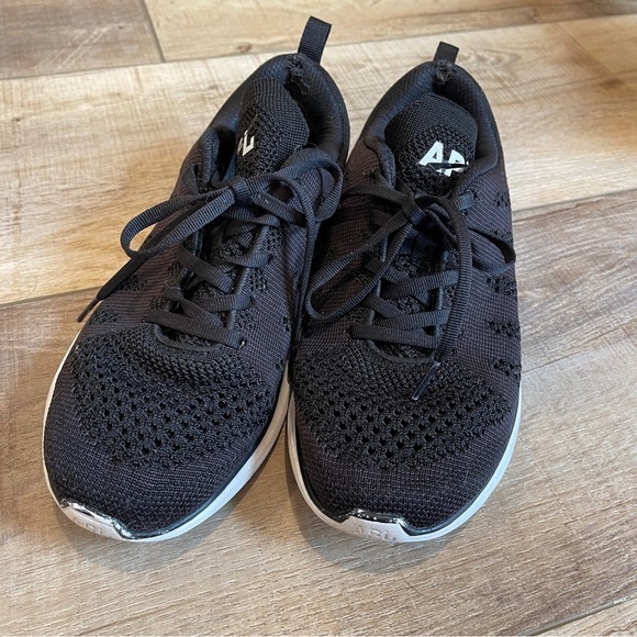 APL TechLoom Pro Black White Workout Running Travel Sneakers Shoes 8.5 - Picture 2 of 7